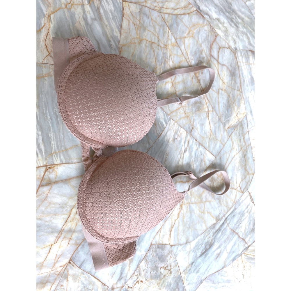 Victoria's Secret Nude Textured T-Shirt Bra Lightly Padded Underwire Tan 34B
